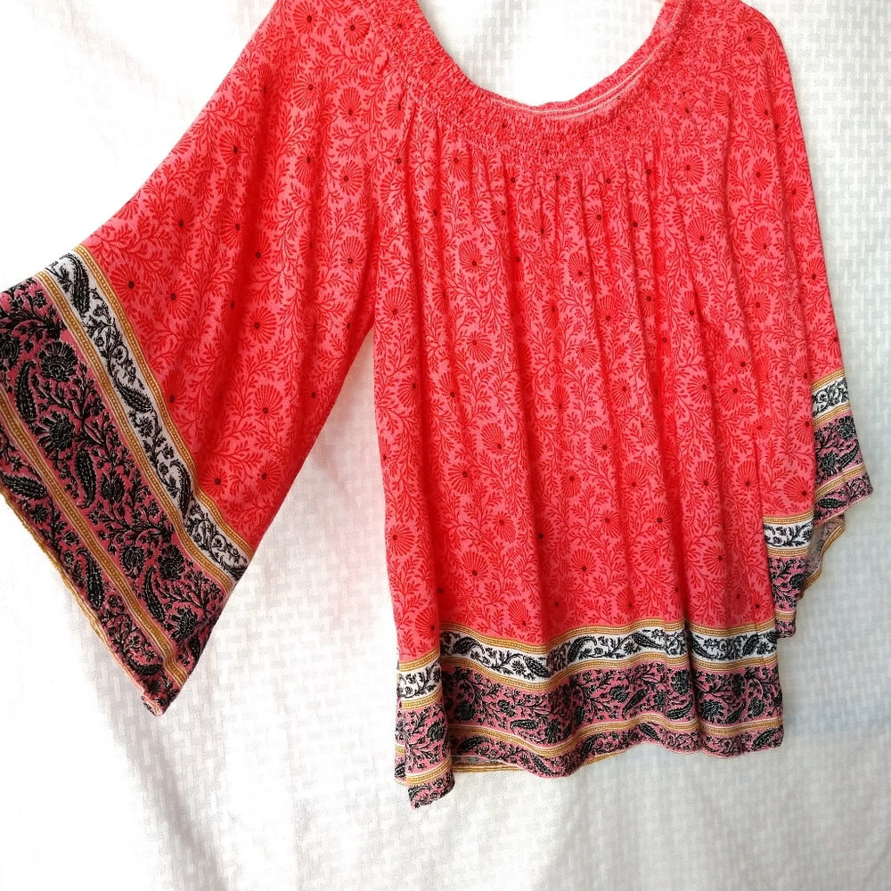 Bobeau Peasant Top Shirt Wide Flowy Sleeves Elastic Neckline Small Chest 36"